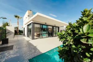 renovasi rumah villa bali